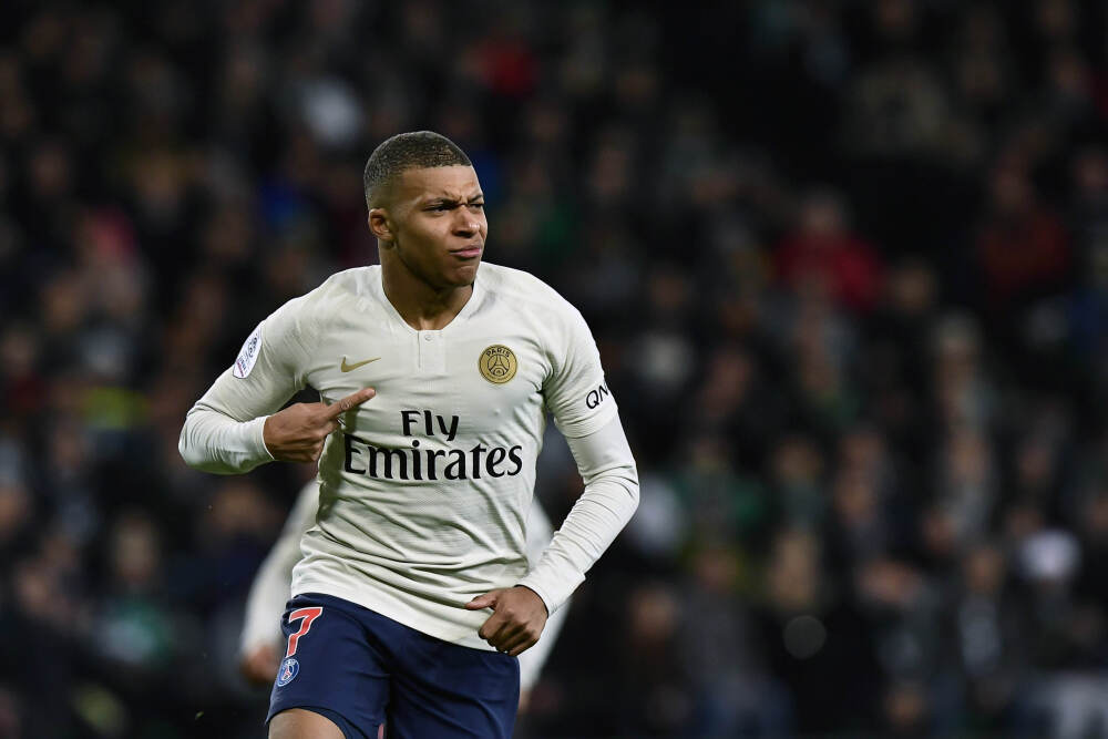 手感不够全面凑！阿夫迪亚18中6&10罚9中 砍下24分7篮板10助攻